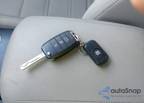 2020 Kia Sorento 2.4L Lx из США, поврежденный, VIN 5XYPGDA37LG672825